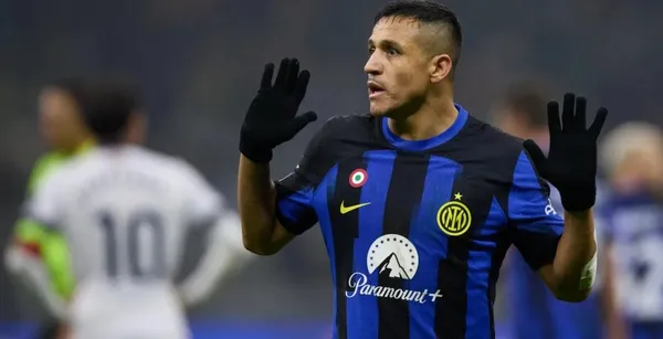 Alexis Sánchez con la camiseta del Inter de Milán.