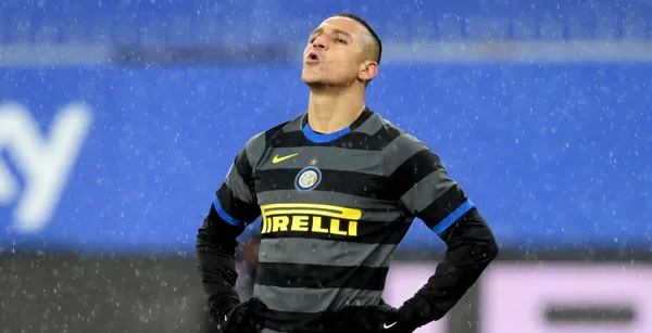 Alexis Sánchez mejora su presente en Italia.