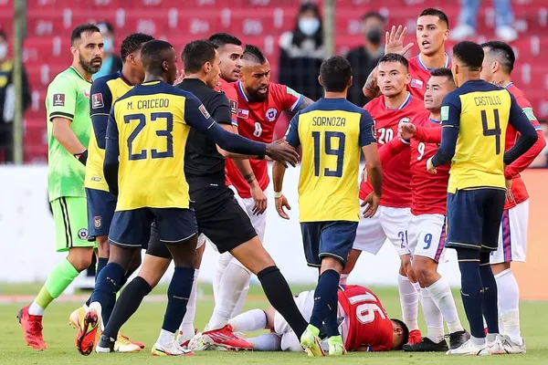Aunque se confirmó que Chile no irá al Mundial y Ecuador mantiene su cupo, el máximo tribunal deportivo sancionó deportiva y económicamente a 'La Tri’.