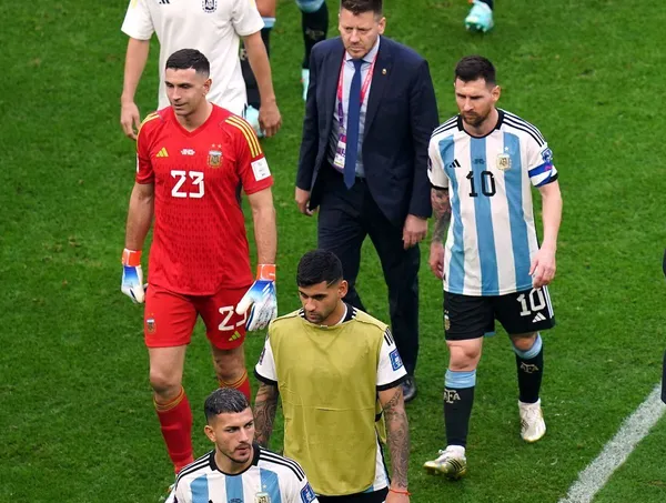 El arquero de Aston Villa tuvo una mediocre actuación y las dos veces que le llegaron, el guardametas ni siquiera pudo tocar el balón.