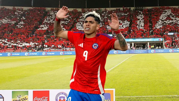 El atacante estuvo cerca de volver al fútbol chileno, pero prefirió mantener su estadía en el extranjero.