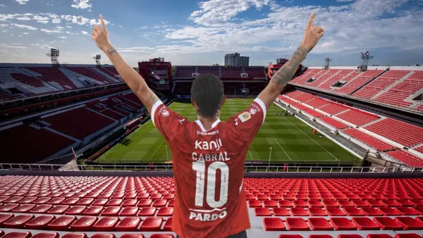 El chileno comienza a ganarse el cariño de los hinchas del Rojo.