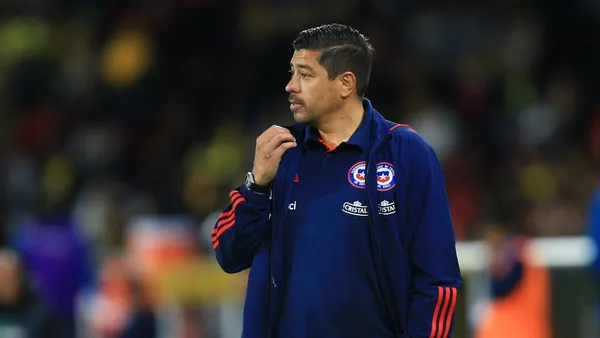 El chileno hablaría sobre la experiencia que fue dirigir a la selección contra la Tri.