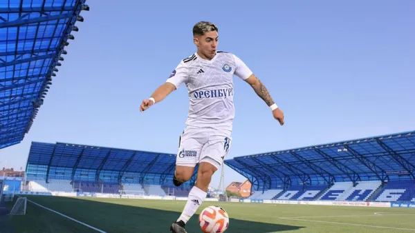 El club tomaría una fuerte decisión con el futuro del futbolista chileno.