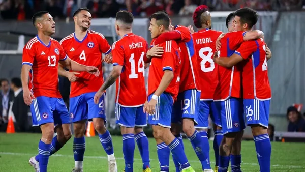 El delantero chileno podría tener a dos compatriotas en el Marsella.