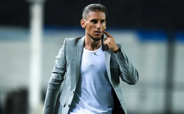 El DT que luego de salir de Chile logró varios éxitos, comentó la razón por la que en los azules no logró triunfar.