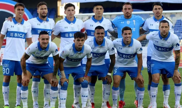 El entrenador argentino tendría graves problemas y serían dos titulares quiénes se irían de los cruzados.