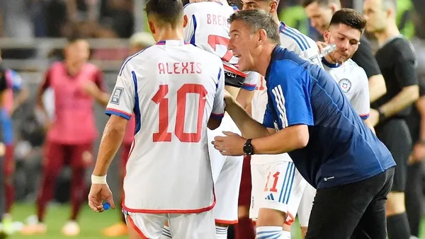El entrenador habló tras la renuncia del ‘Toto’ a La Roja.
