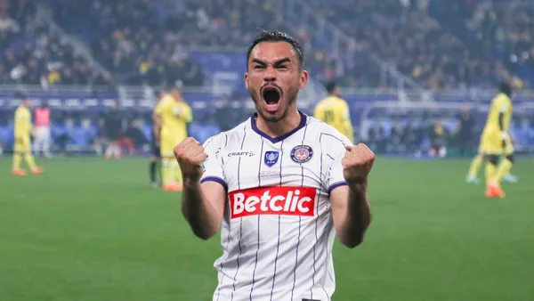 El exjugador de Colo Colo habló en conferencia de prensa.