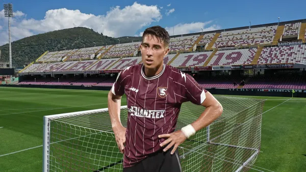 El futbolista dejará el torneo italiano para volver a Universidad Católica.