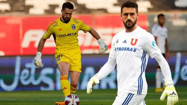 El guardameta celebró con todo el título de Copa Chile.