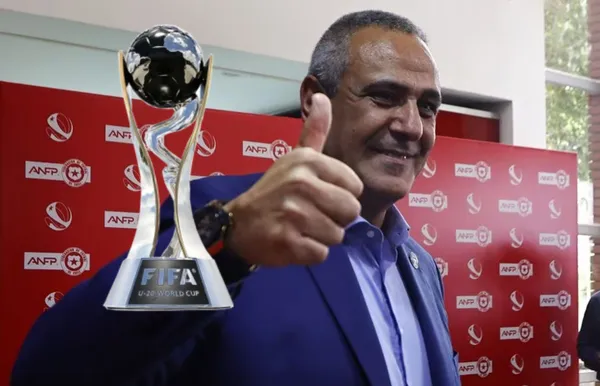 El presidente de la ANFP quedó al marguen de ser sede de la cita planetaria adulta de 2030.