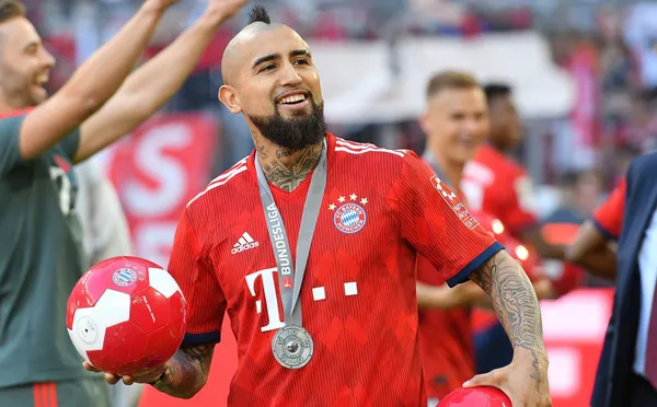 El rey fue incluido en un equipo lleno de cracks, a modo de top de un famoso jugador.