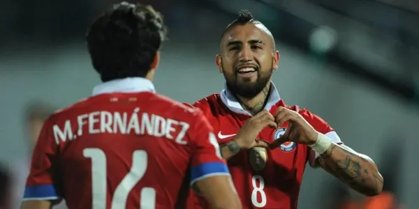 El volante de la selección chilena estuvo presente en su despedida.