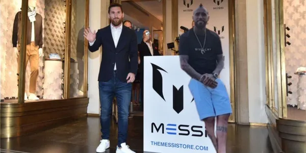 El volante de la selección chilena tiene gastos estrafalarios.