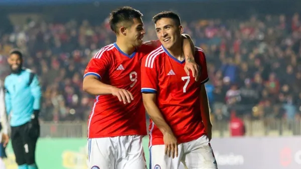 Gareca está listo para enfrentar a Venezuela y Perú, por lo que prepara algunas sorpresas en nómina. Foto: ANFP