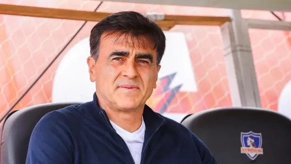 Los fanáticos criticaron el ingreso de Ramiro González en los minutos finales.