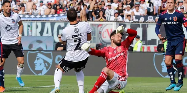 Los hinchas del cuadro universitario no se quedaron con los brazos cruzados.