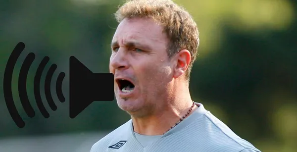 Los históricos cargan contra los dirigentes