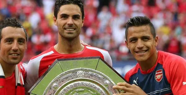 Mikel Arteta, Santi Cazorla y Alexis Sánchez en el Arsenal.