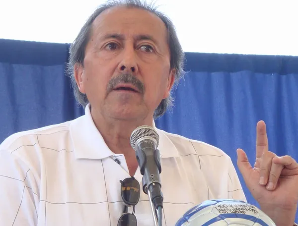 No hay compasión con Azul Azul