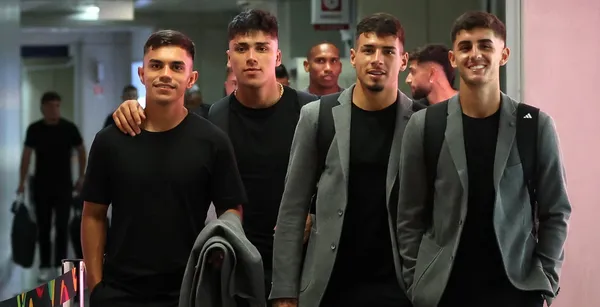 Plantel de Colo Colo 2024.