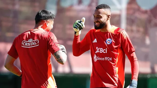 Vidal lidera el ataque: Chile va por los tres puntos ante Perú. Foto: Instagram