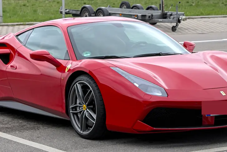 Ferrari 488 GTB (Foto tomada de: Wikipedia)