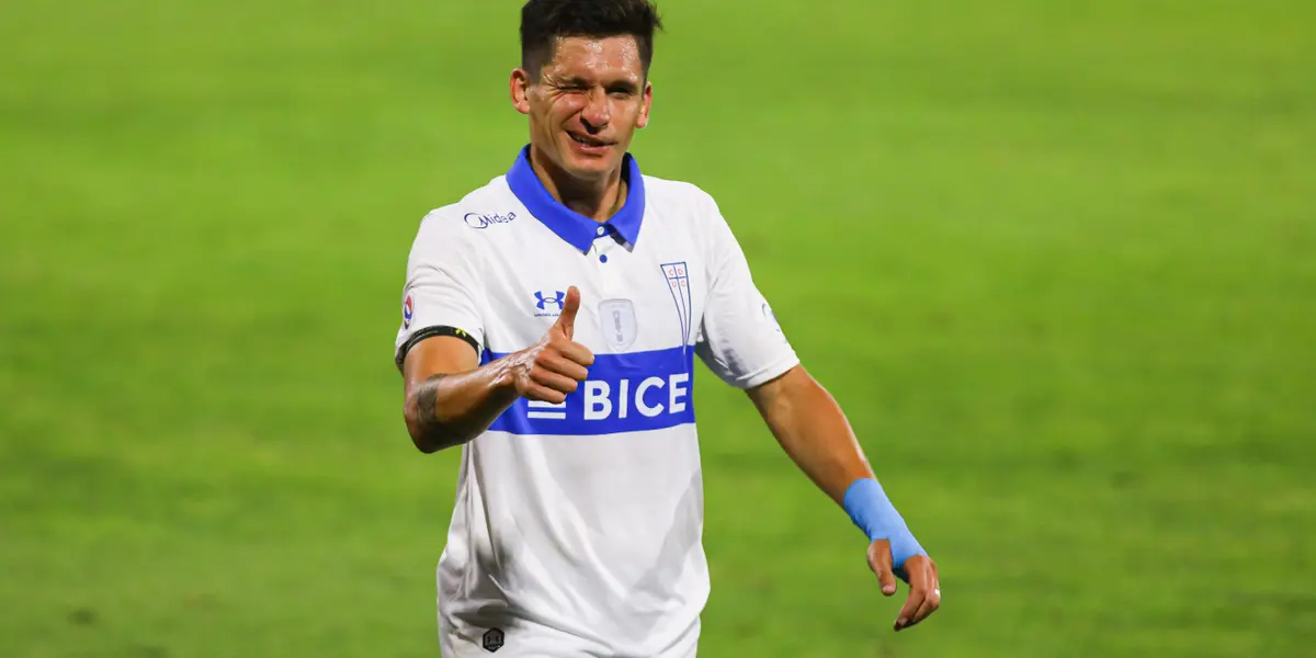 Alfonso Parot tuvo palabras para el estado del pasto de las canchas del fútbol chileno.