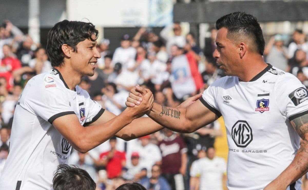 Ante el eventual arribo de Matías Zaldivia a la Universidad de Chile, el ídolo colocolino se refirió al trato que han recibido los ídolos albos.