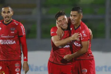 Aún sin presentar oficialmente a su nuevo entrenador, desde la U están trabajando para reforzar el plantel lo más temprano posible.