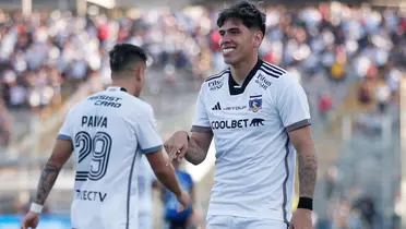 Carlos Palacios y Guillermo Paiva con la camiseta de Colo Colo.