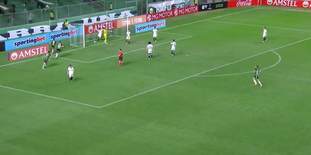 Colo Colo comenzó de mala manera en el duelo ante América Mineiro.