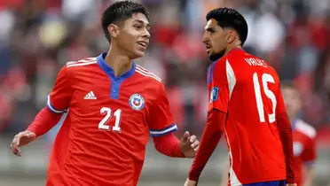 Darío Osorio y Diego Valdés (Foto tomada de: La Roja/Wikipedia)