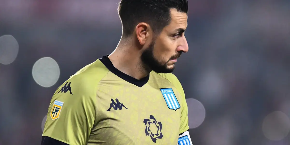 El arquero nacional podría estar viviendo sus últimos días en Argentina y suena en Chile nuevamente.