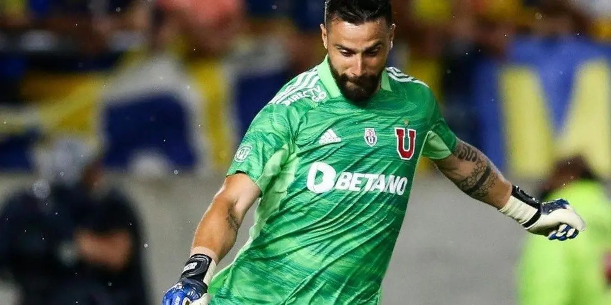 El arquero tuvo una mala semana en Ecuador con el Aucas, con quién compite internacionalmente.