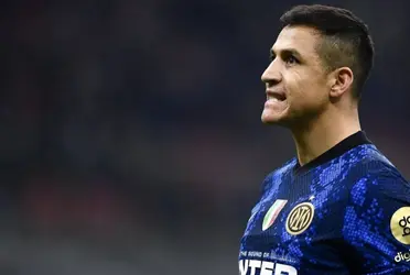 El chileno ya se encuentra en Milán para sumarse al Inter.