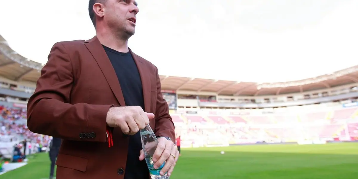 El club cruzado busca entrenador y llegaría uno que no tuvo un buen pasado con los precordilleranos.