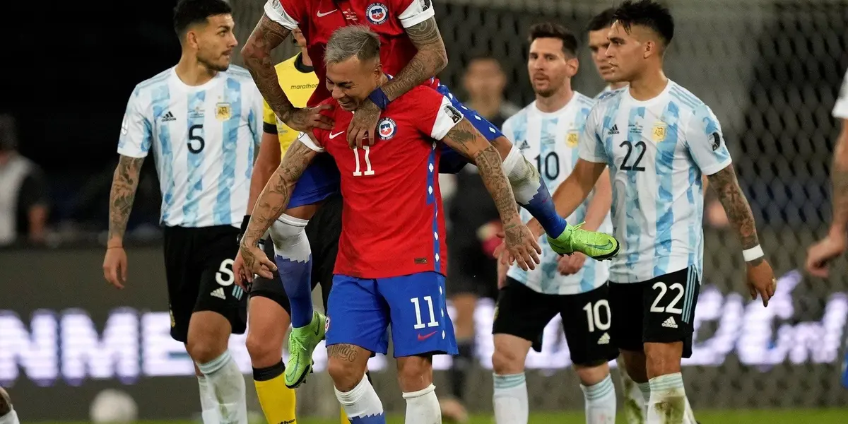 El cuadro brasileño reemplazaría a Arturo Vidal con un compatriota.