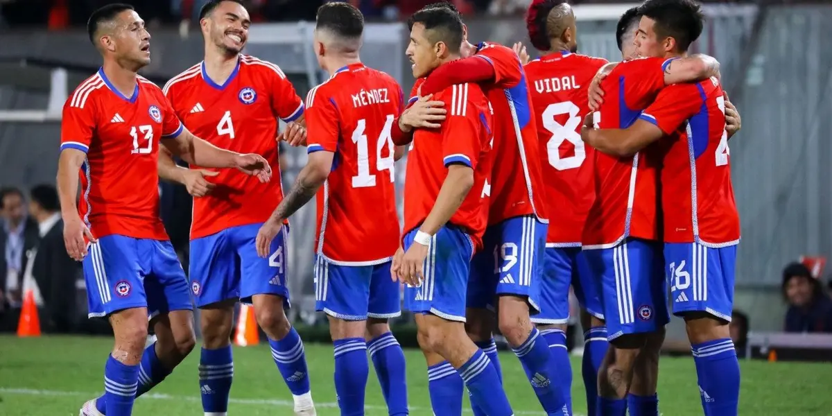 El delantero chileno podría tener a dos compatriotas en el Marsella.