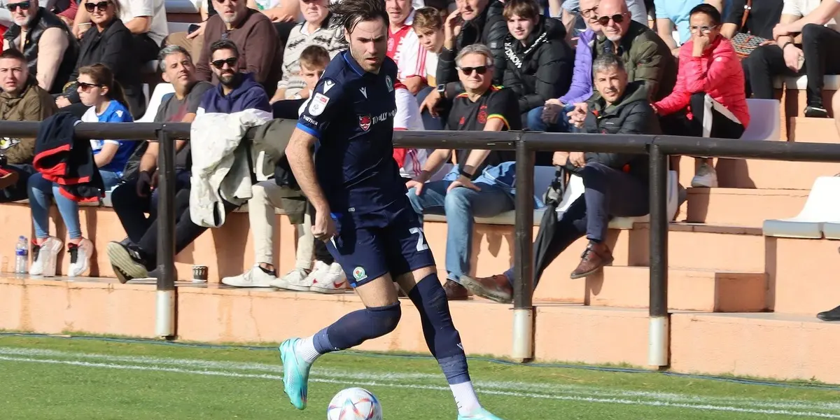 El delantero de la selección chilena volvió a la actividad en medio del parón por la Copa del Mundo. El chileno sigue siendo protagonista en su club.