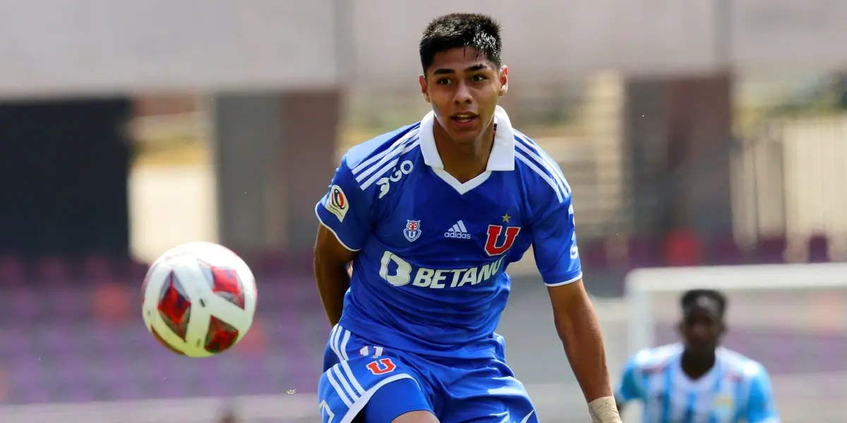 El delantero de Universidad de Chile no la está pasando muy bien.