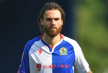 El delantero nacional fue propuesto por un exjugador del Manchester City.