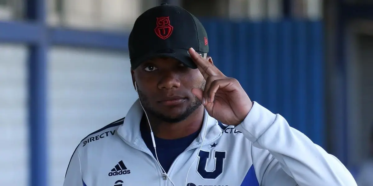 El delantero no seguiría la próxima temporada en Universidad de Chile y se estaría despidiendo de los hinchas