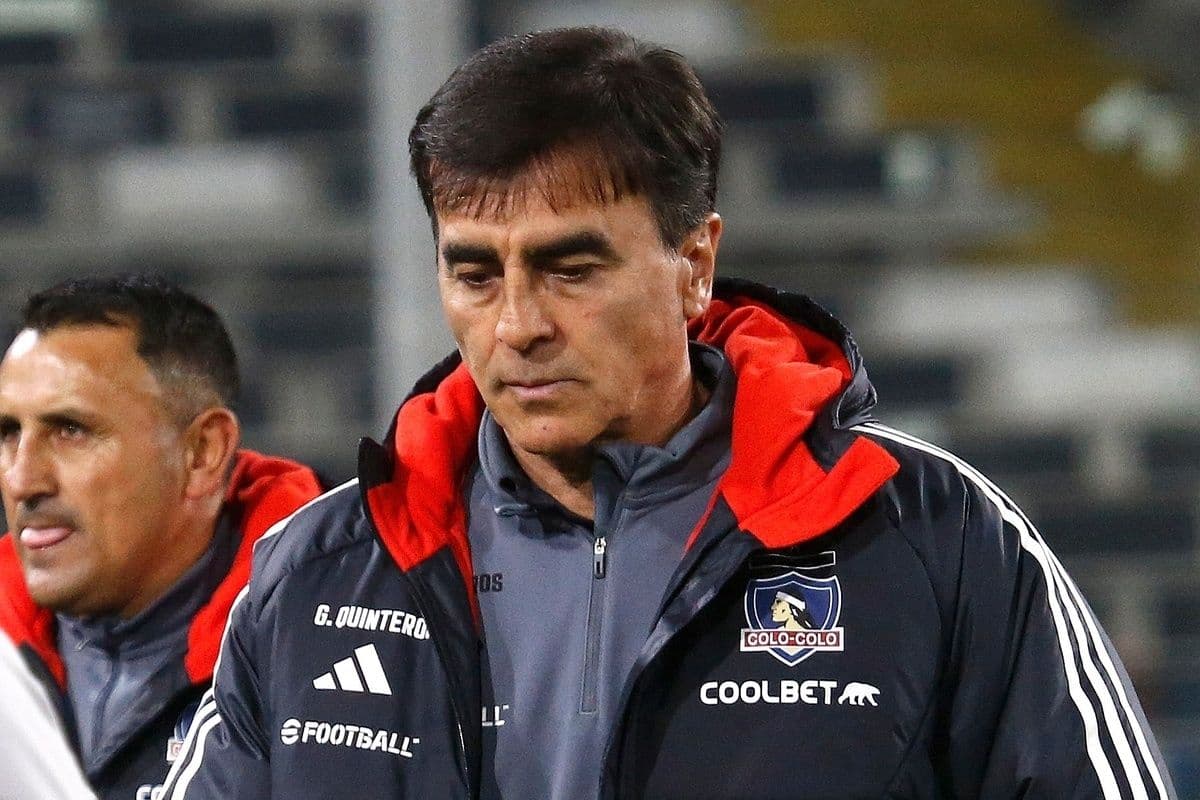 El director técnico albo sintió presión y se habría enojado.