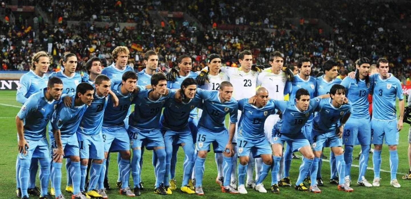 El DT está sin club y conversó con Azul Azul.