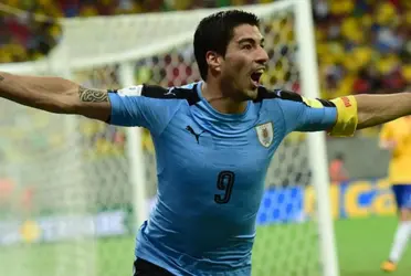 El entrenador argentino prepararía su primera oncena de titular.