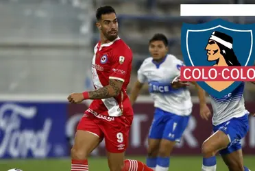 El entrenador de Colo Colo estaría buscando traer un nuevo centrodelantero.
