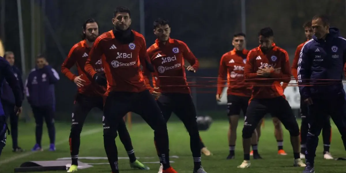 El entrenador de la selección chilena evita las decisiones.