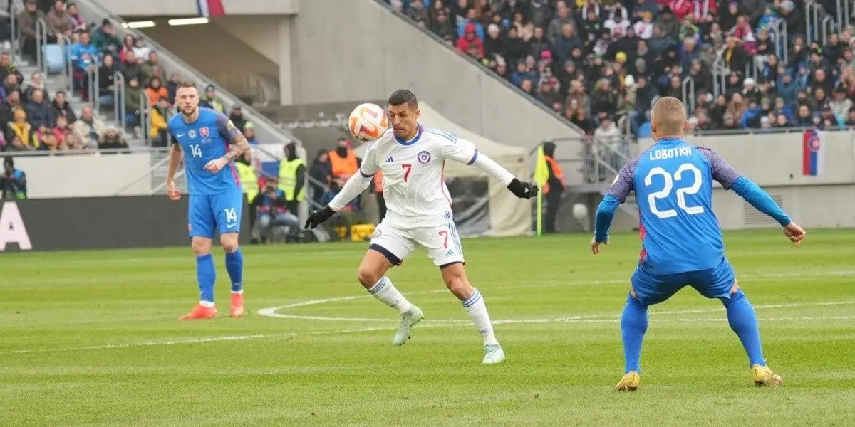 El entrenador de la Selección chilena nuevamente esperó hasta los últimos minutos para darle la oportunidad a otras variantes.